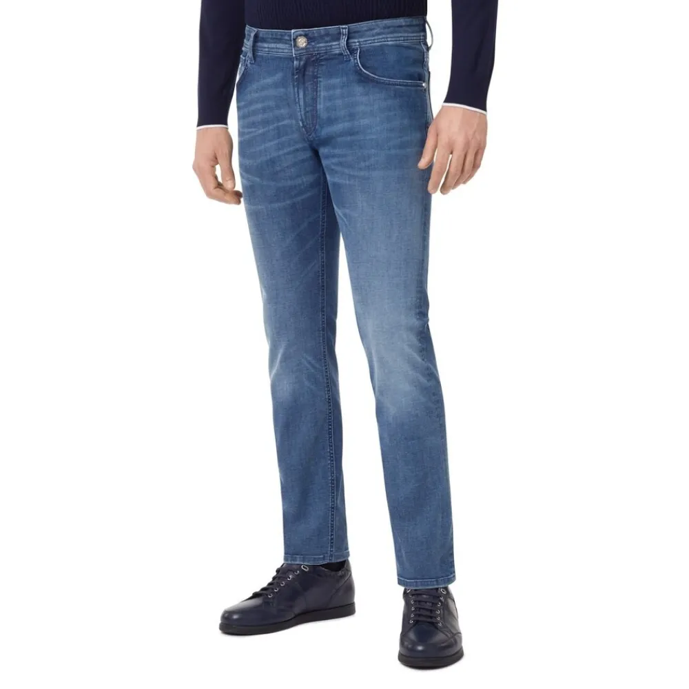 Sale Slim Fit Jeans With Hand Painted Eagle Head Mens Last Sizes