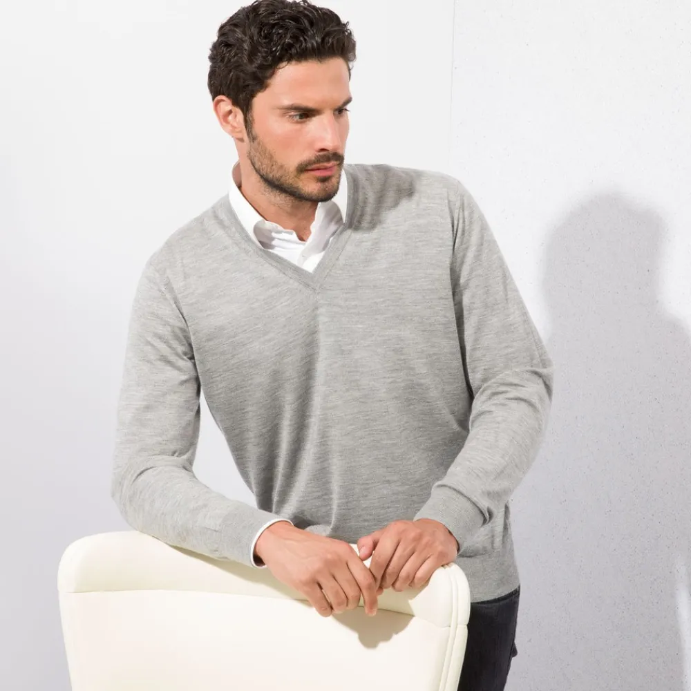 Cheap V-Neck Sweatshirt Mens Last Sizes